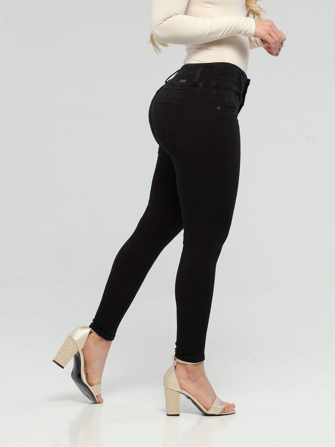 Jeans Levanta Glúteos Acacia 14318