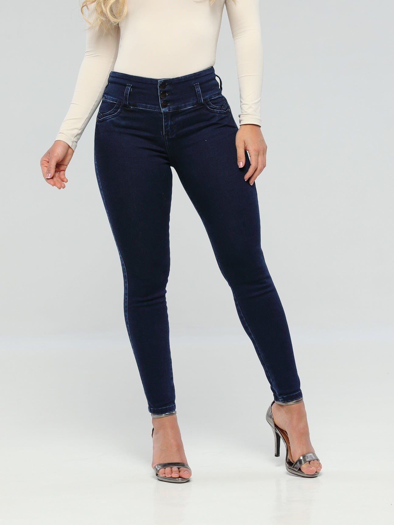 Eira Butt Lift Jeans 15351