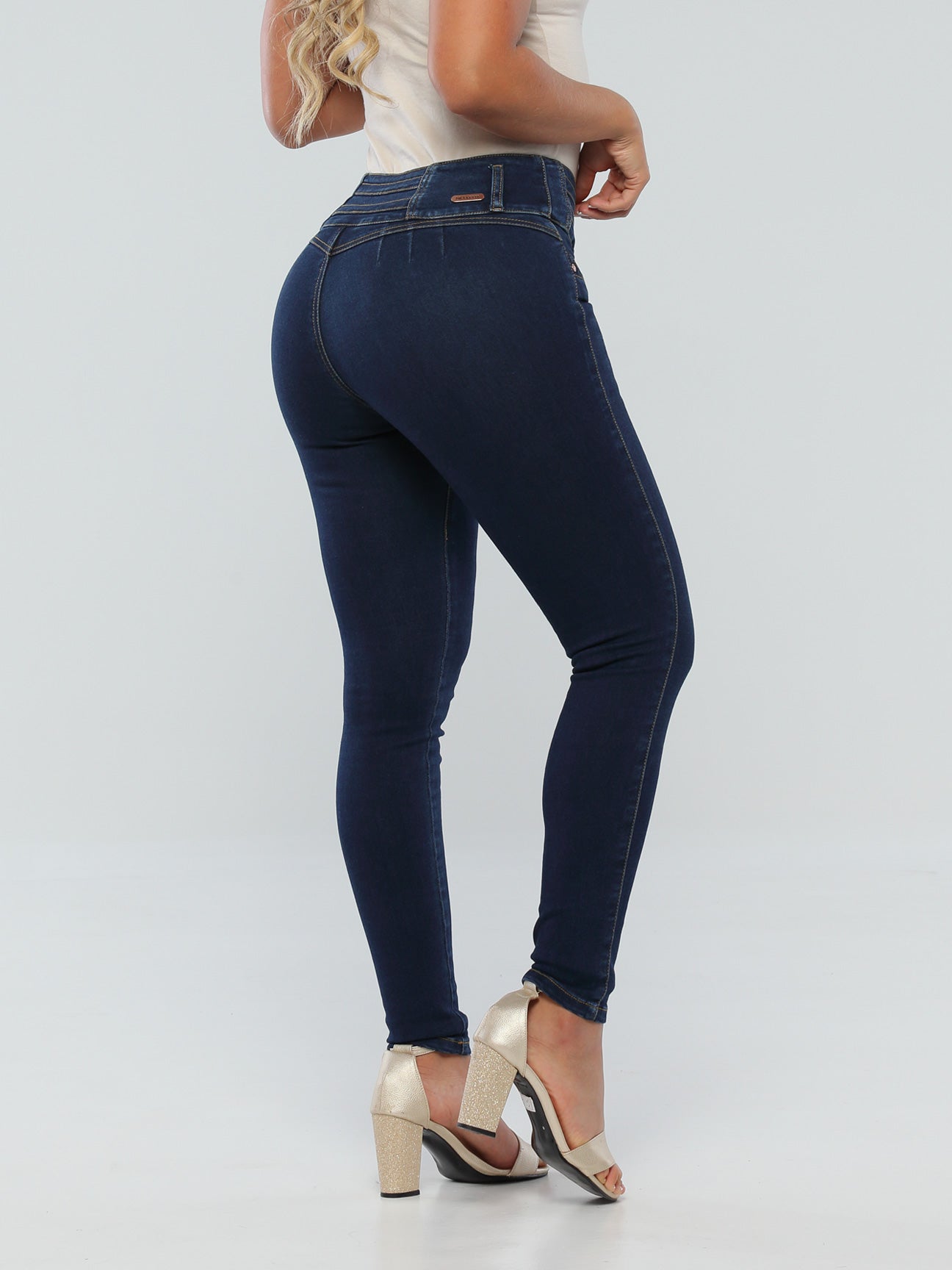 Catalina Butt Lift Jeans 15559