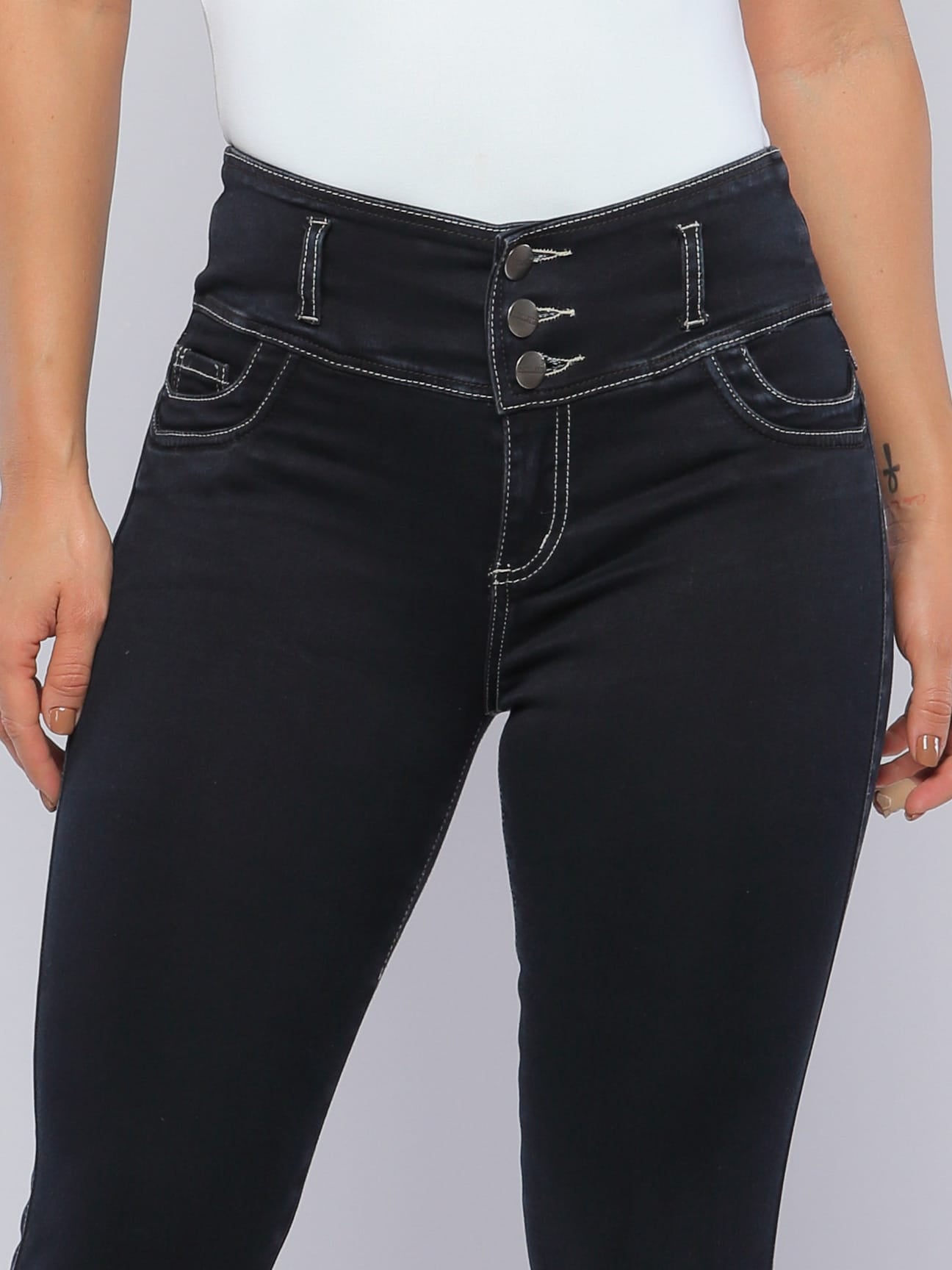 Antonella Butt Lift Jeans 16000