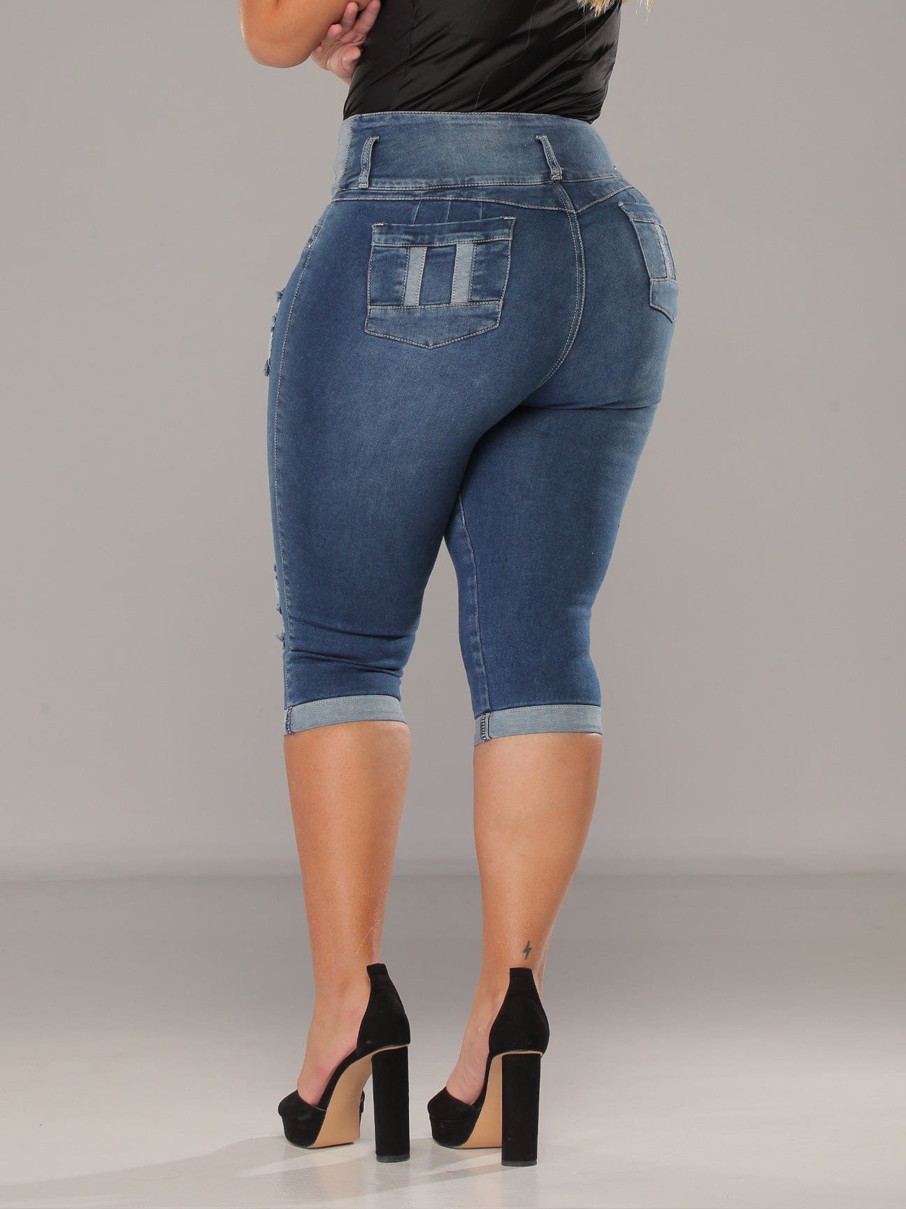 Jean Capri Levanta Cola Sunrise 14175