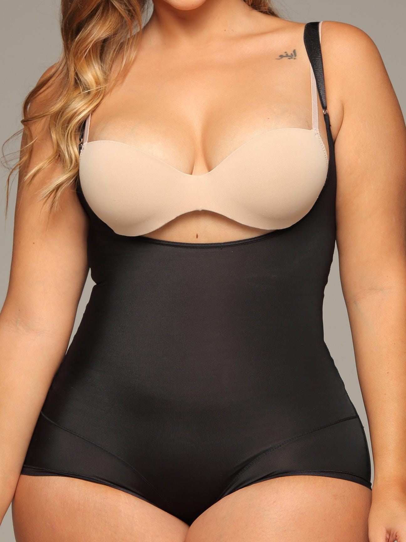Full Bodysuit Shapewear with Zipper and Hooks Suitable for Postpartum  Recovery Only د.ب.‏ 4.58 بات بات Mobile